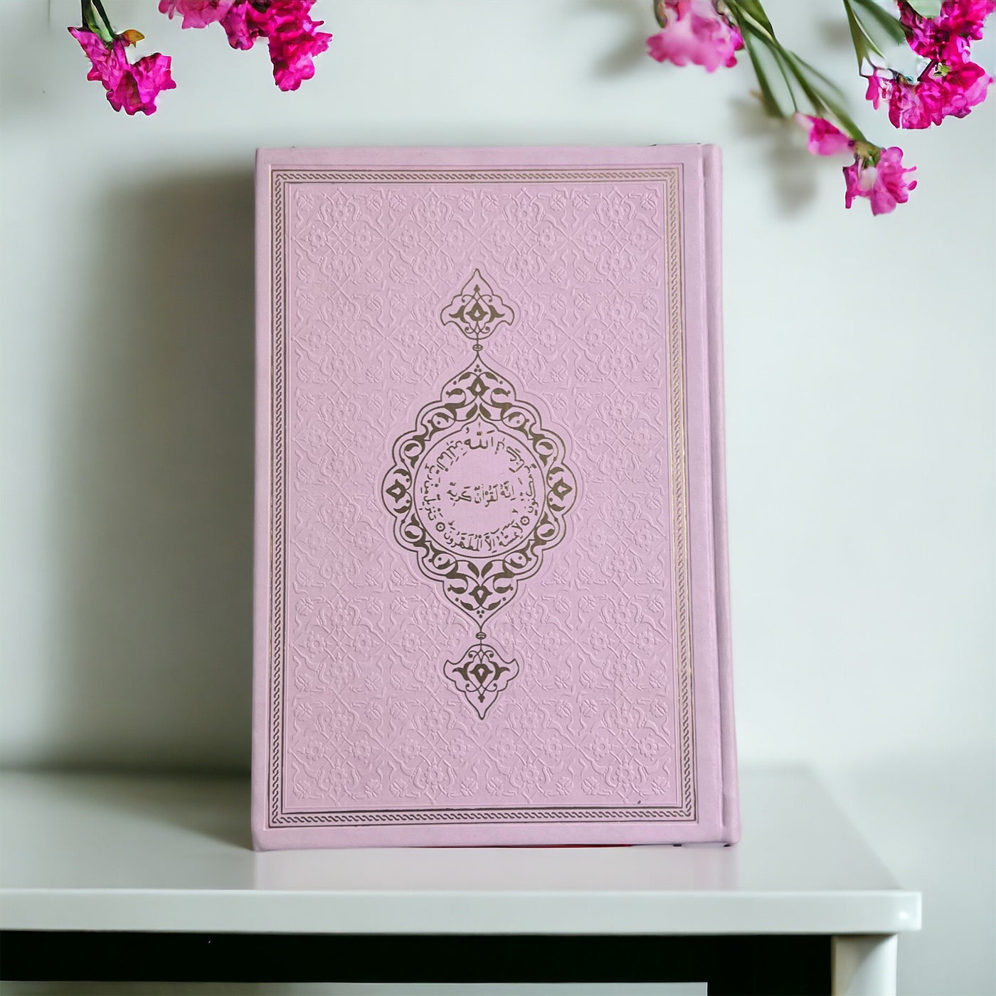 Der Heilige Quran, Deutsch Translation pink